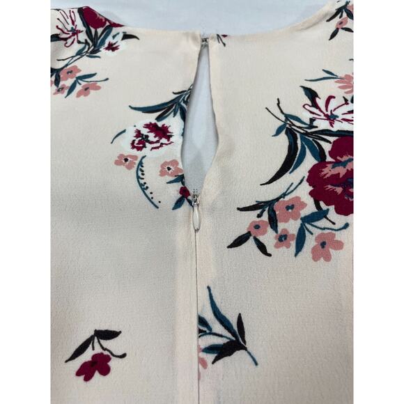 ASTR The Label Cream Red Floral Button Front Ruffle Mini Dress Size Small - Picture 7 of 14